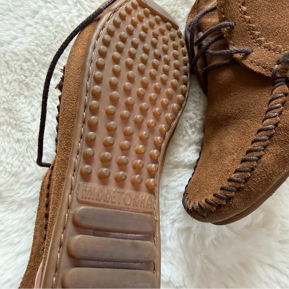 Minnetonka Suede Moccasin Ankle Boots Brown Size 8.5 Leather Lace - Picture 6 of 8